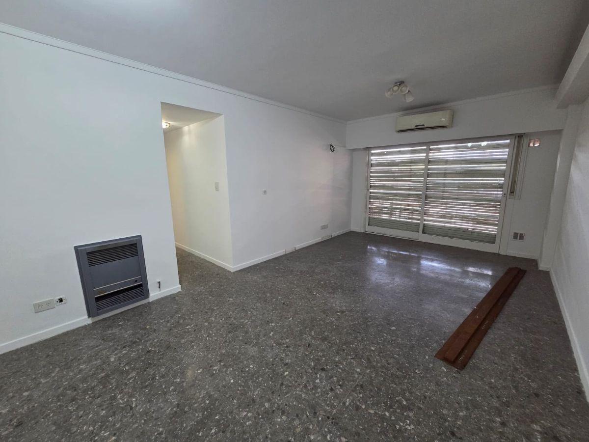 Foto de ALQUILER AMPLIO DEPARTAMENTO DE 5 AMBIENTES EN PLENO CENTRO DE RAMOS, imagen 2