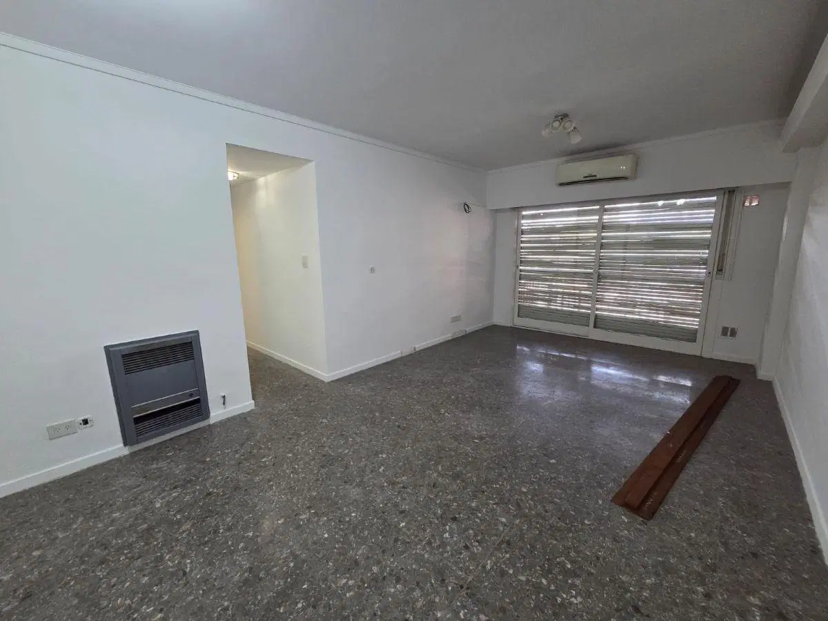 ALQUILER AMPLIO DEPARTAMENTO DE 5 AMBIENTES EN PLENO CENTRO DE RAMOS MEJÍA NORTE 2