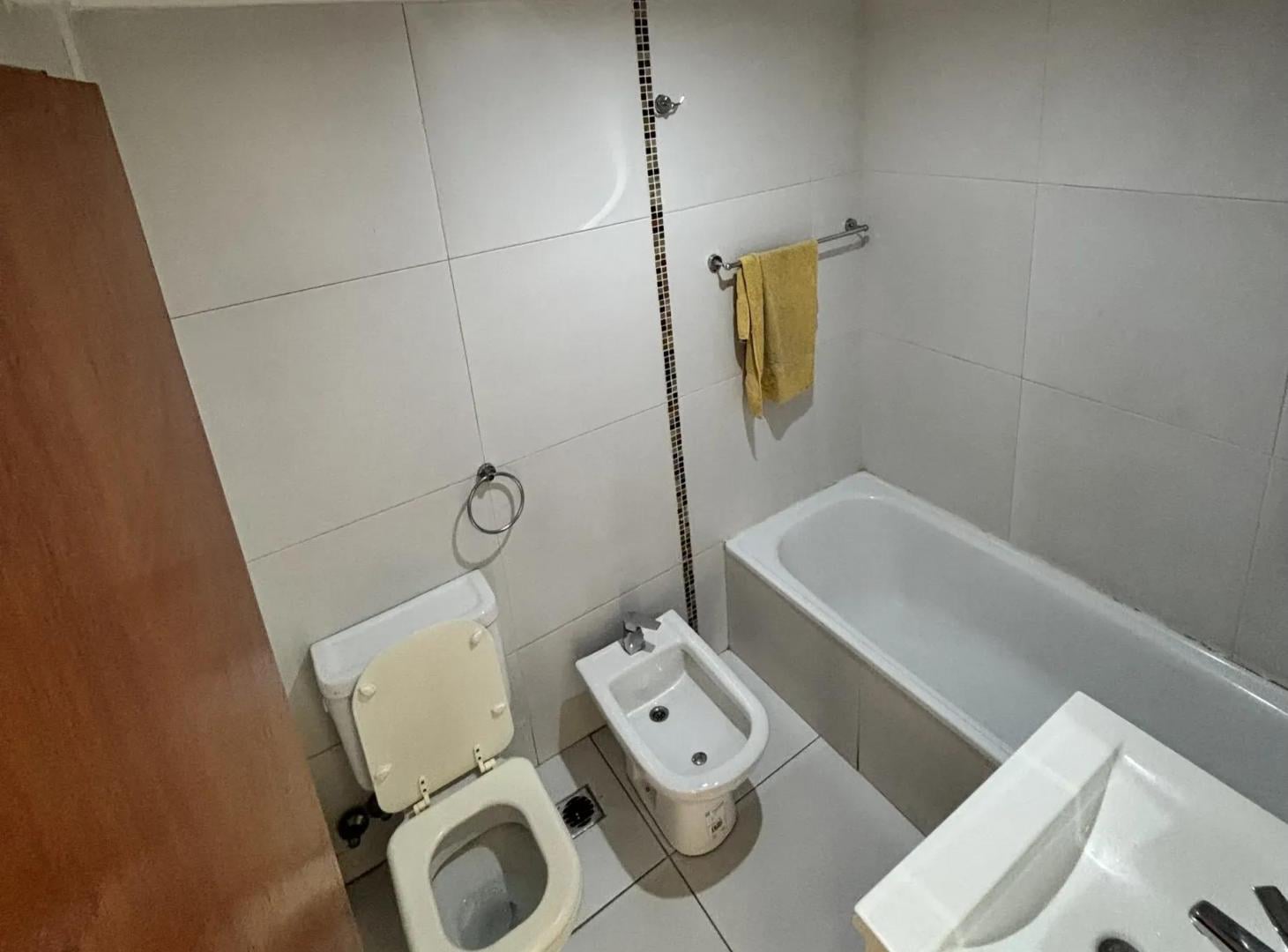Foto de ALQUILER | DEPARTAMENTO 2 AMBIENTES – MORÓN, imagen 3