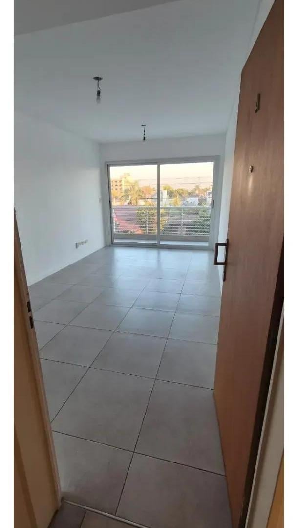 **DEPARTAMENTO 2 AMBIENTES EN ALQUILER – ITUZAINGÓ NORTE**