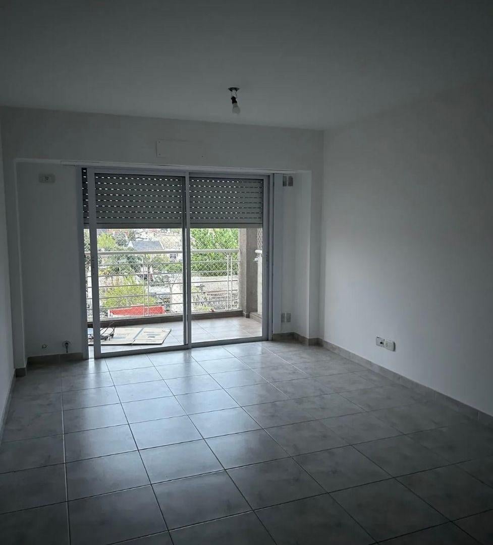 Foto de ALQUILER DEPARTAMENTO 2 AMBIENTES CON BALCÓN – HAEDO, imagen 2
