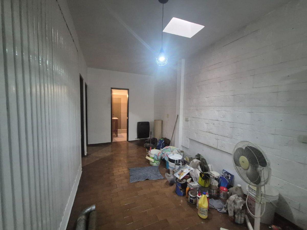 Foto de Dúplex de 3 ambientes en Alquiler - Castelar Centro con Patio y cochera, imagen 5