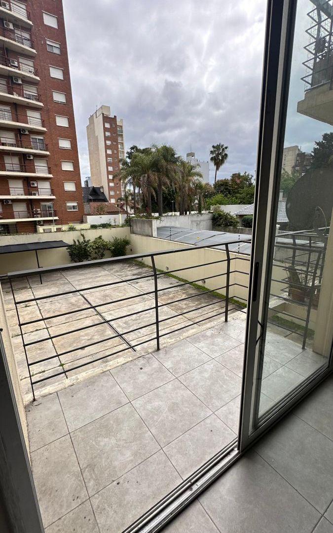 Foto de Alquiler Loft 2 Ambientes con Balcón y Cochera en Morón, imagen 3