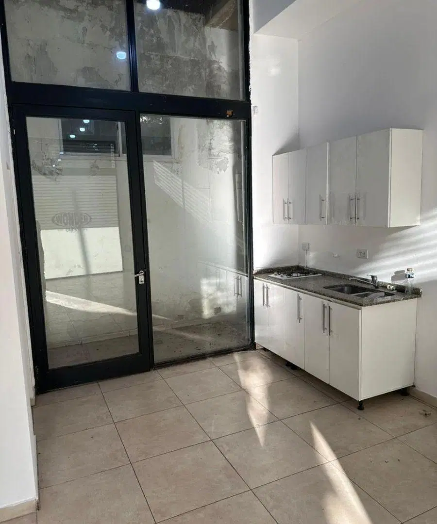 Local comercial en alquiler 5