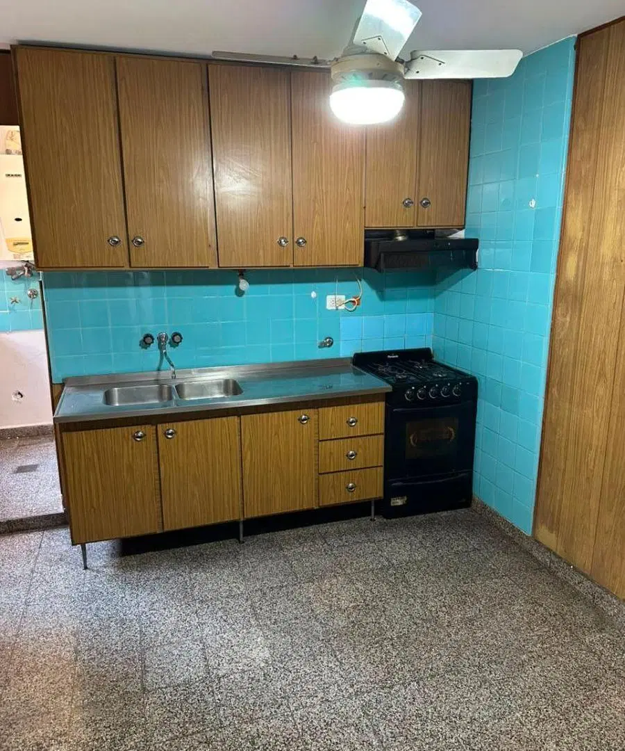 Departamento de 2 dormitorios en barrio Abasto 3