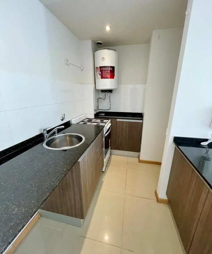 Departamento de 1 dormitorio en barrio Abasto 5