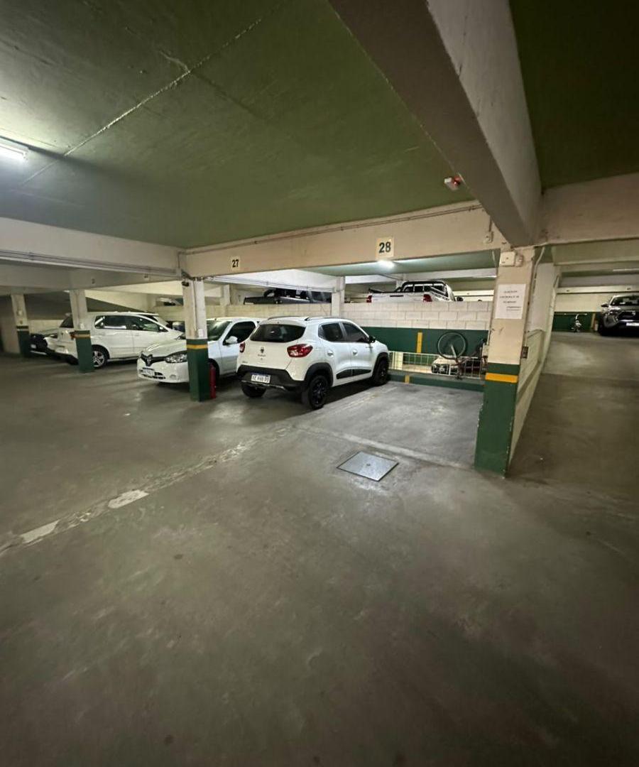 Foto de Cochera en alquiler - Edificio Alberdi Green II, imagen 2