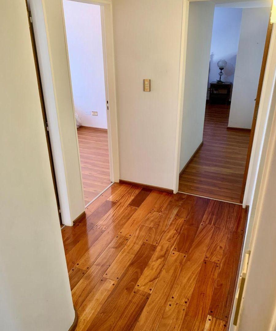 Foto de Departamento de 3 dormitorios con Cochera en Alquiler, imagen 2