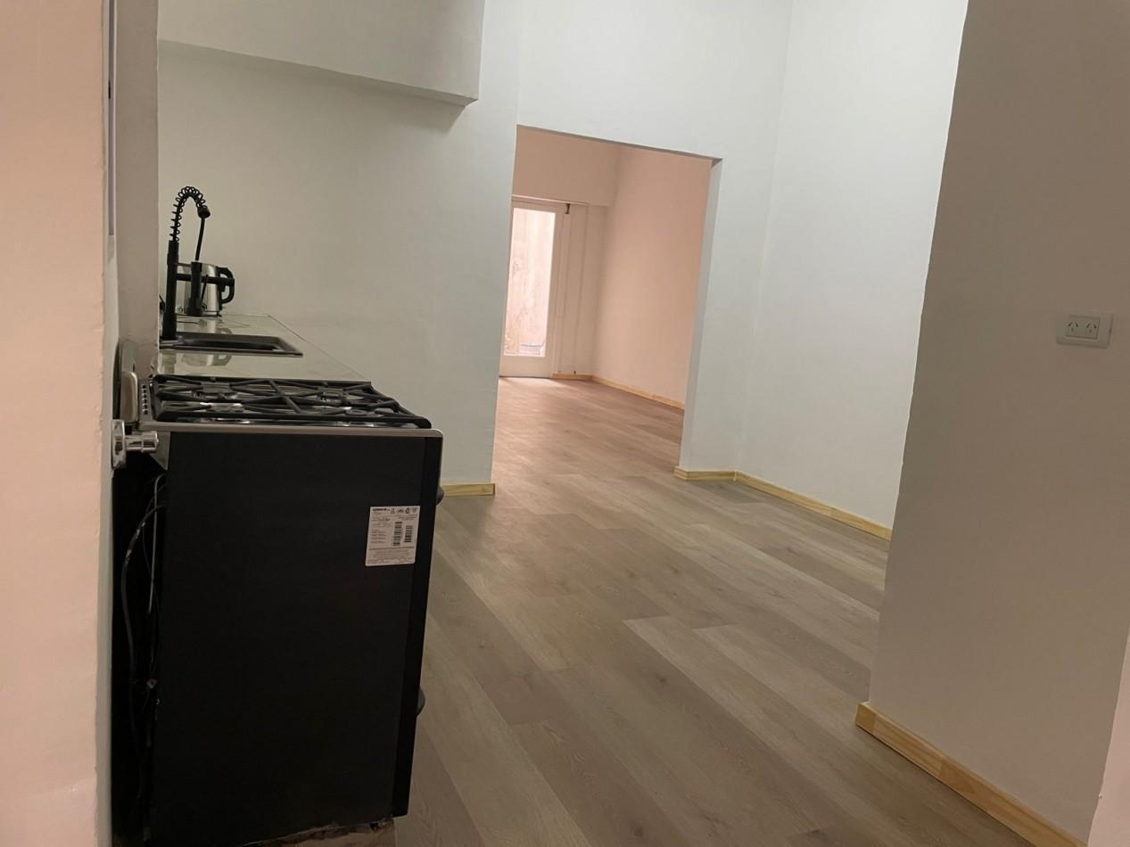 Foto de 3 ambientes con 2 patios, reciclado, zona Plaza Mitre, imagen 4