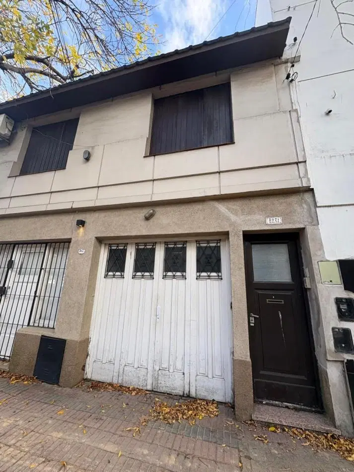 PH 2 ambientes en planta alta z/ San Jose 1