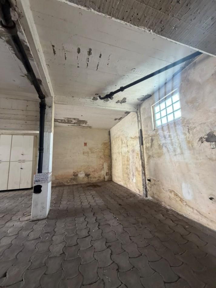 Foto de COCHERA FIJA Y CUBIERTA EN VENTA ZONA CHAUVIN, imagen 3