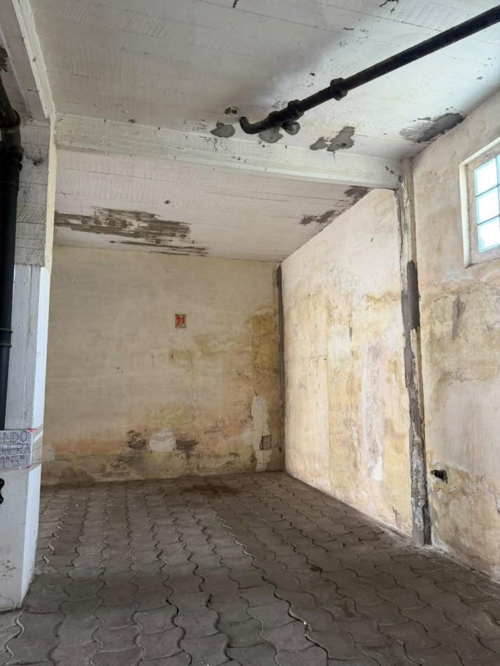 Foto de COCHERA FIJA Y CUBIERTA EN VENTA ZONA CHAUVIN, imagen 5