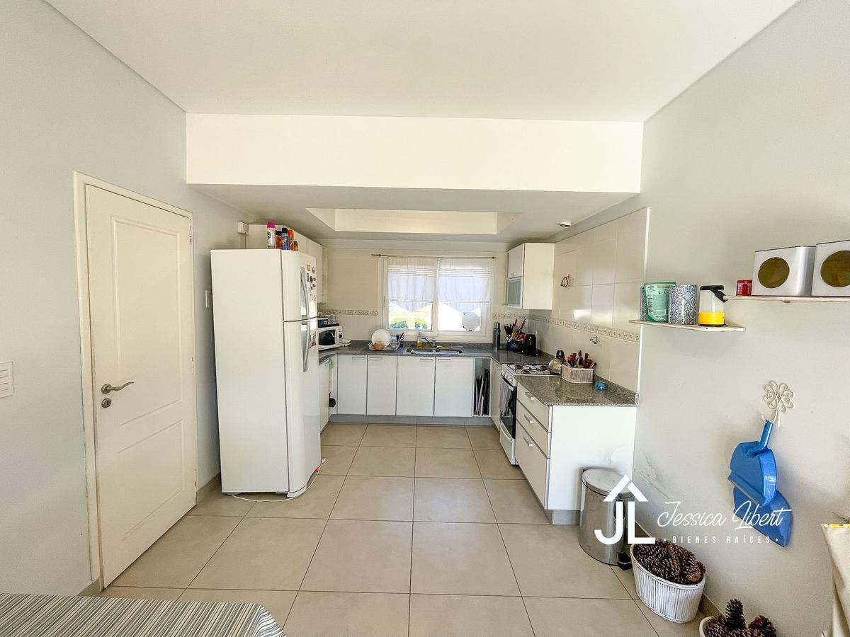 Casa en venta en Pinares Country Club en E1
