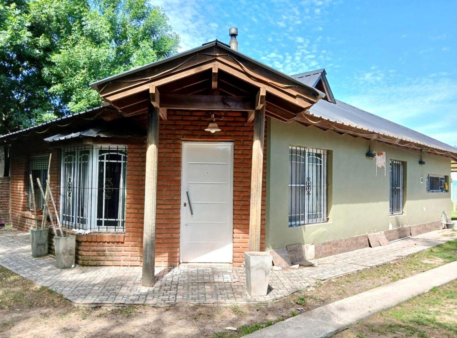 Foto de Casa en venta Barrio Los Pioneros, imagen 2