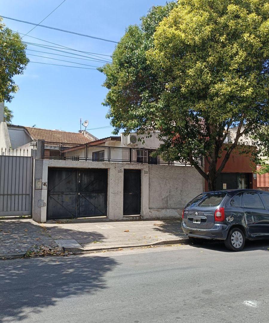 Foto de Excelente casa 3 - 4 amb sobre lote propio de 8 x 57, imagen 2