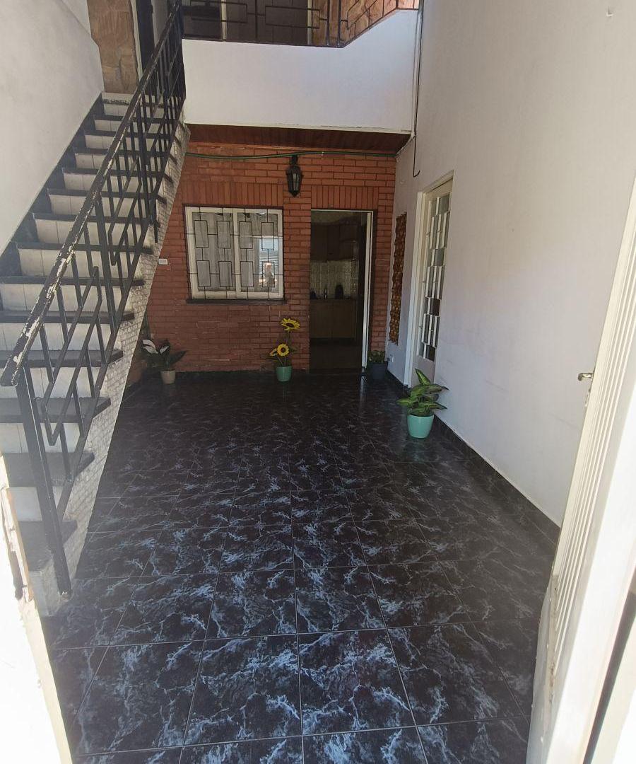 Foto de PH al frente 3 / 4 ambientes con entrada independiente, garage 2 baños, imagen 5
