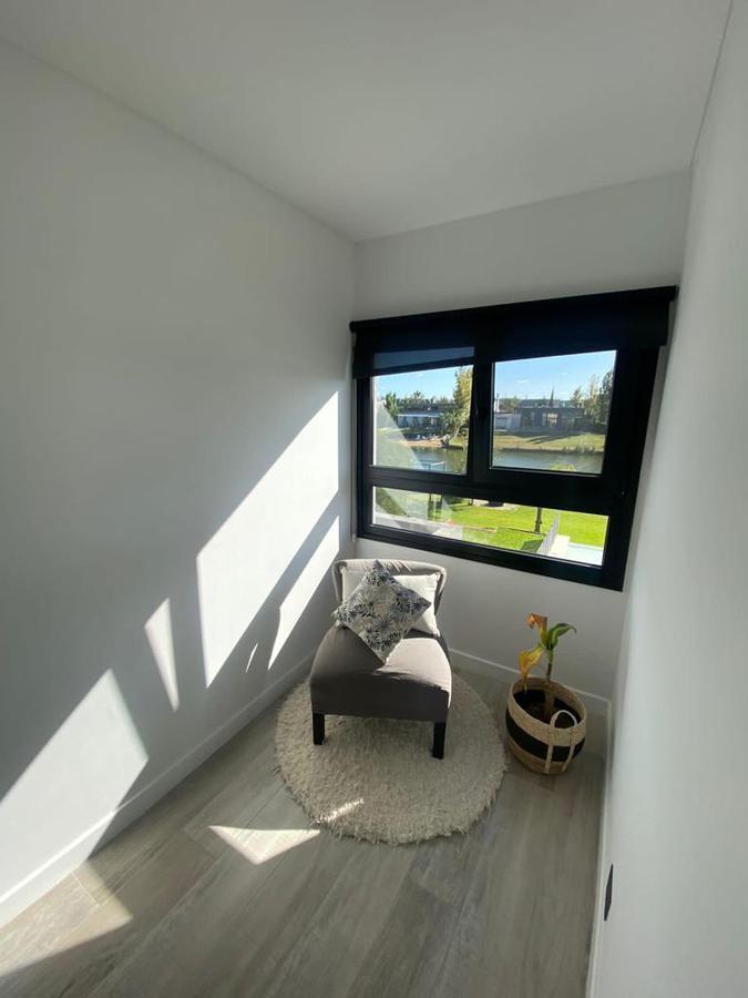Venta Casa a La Laguna en San Benito Villanueva Tigre 2