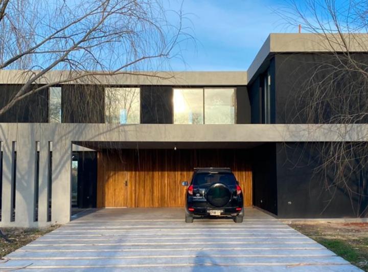 Alquiler Anual Casa a La Laguna en San Benito Villanueva Tigre 4