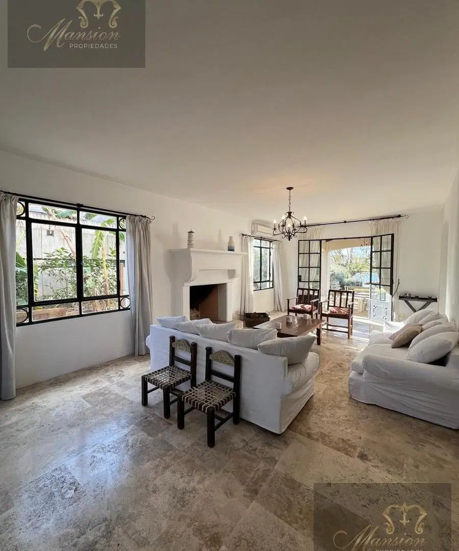 Venta Casa 5 amb. c/Renta a La Laguna barrio San Marco Villanueva Tigre 4