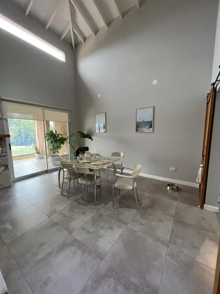 Venta Casa 5 amb. AL RIO barrio San Marco Villanueva Tigre 2