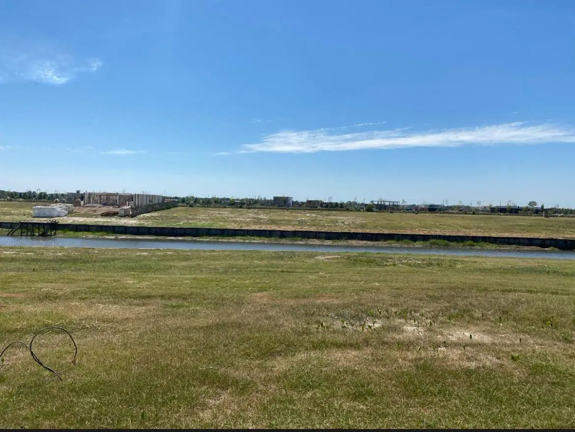 Venta Lote al río 905 M2 con Amarra barrio El Naudir Escobar 3