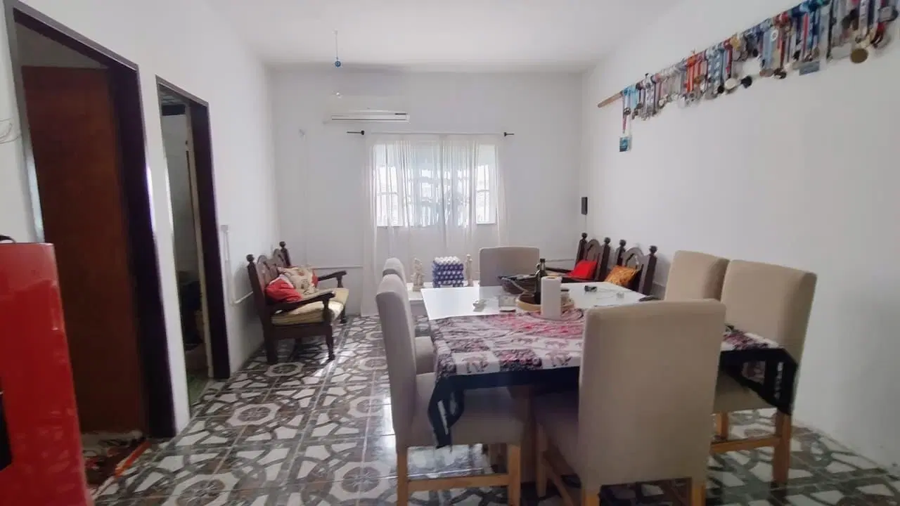 Venta Casa con Departamento y Terraza en Tigre 4