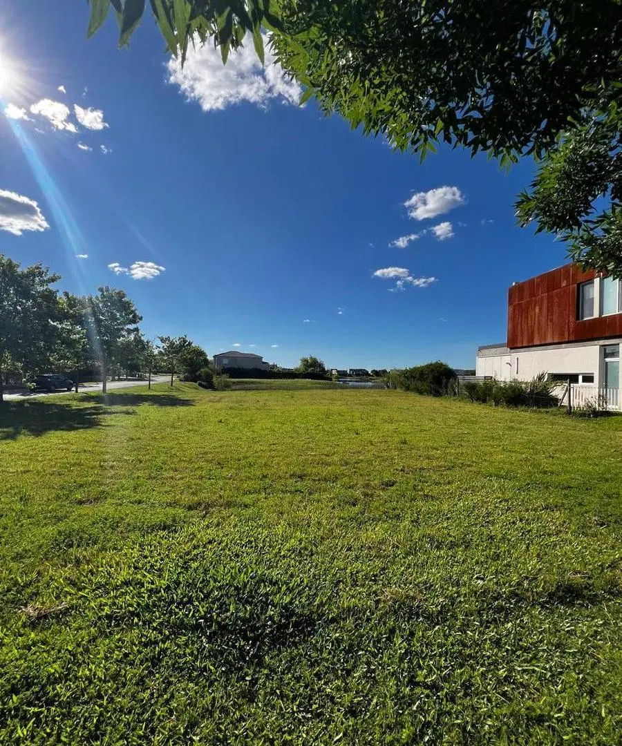 Venta Lote a La Laguna 1080 M2 Barrio Muelles Puertos del Lago Escobar 5