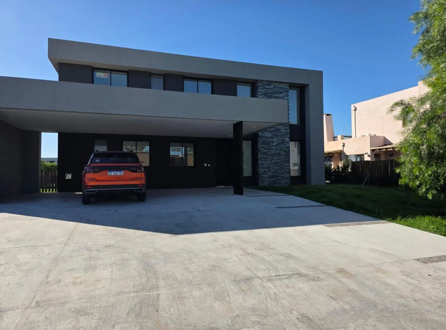Venta Casa 5 amb. a Estrenar a La Laguna Barrio San Matias Escobar 2