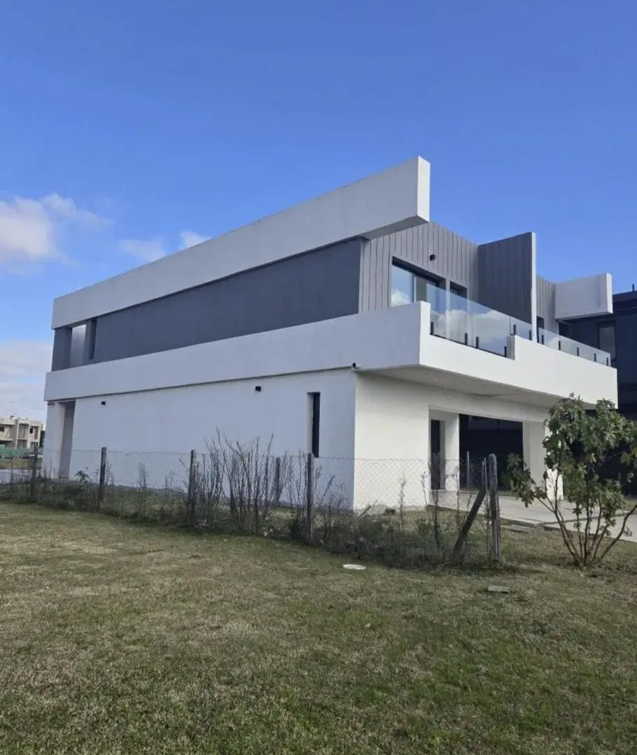 Venta Casa 6 Amb Al Río con Amarra Propia Barrio El Canal Villanueva Tigre 2