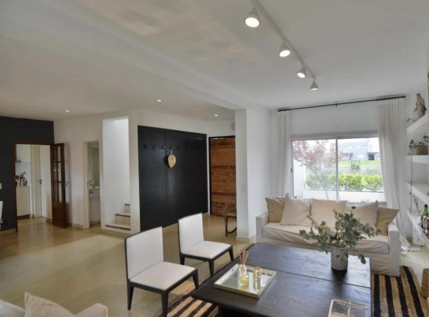 Foto de Venta Casa a La Laguna 6 Amb Barrio San Benito Villanueva, imagen 4