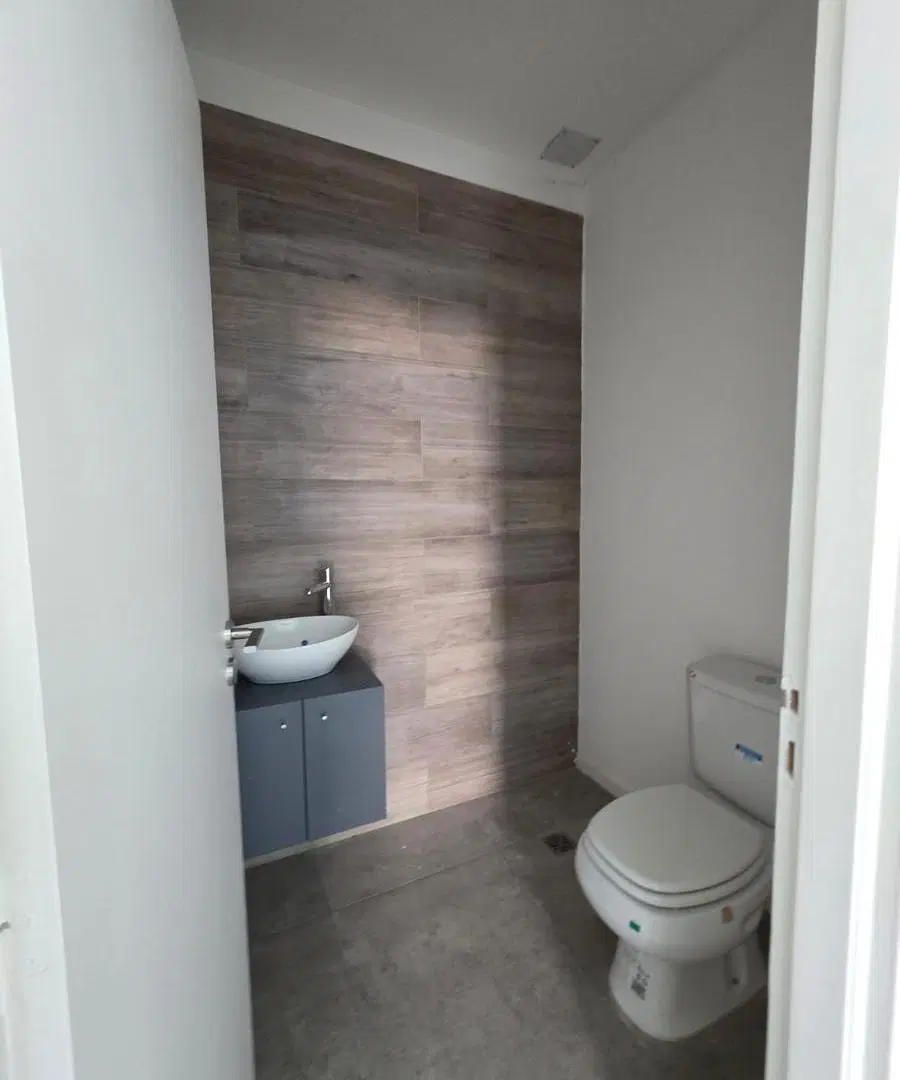 Venta Casa 5 amb. a Estrenar a La Laguna Barrio San Matias Escobar 5