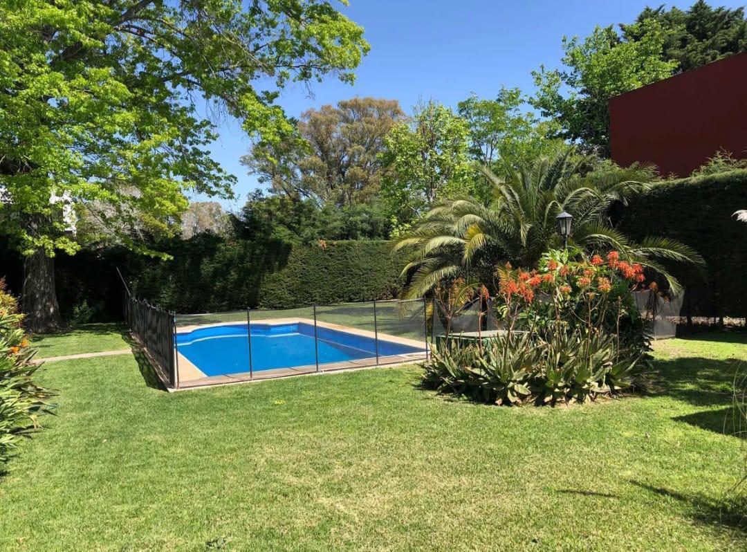 Foto de Alquiler Anual Casa 5 Amb en Country Loma Verde Escobar, imagen 4