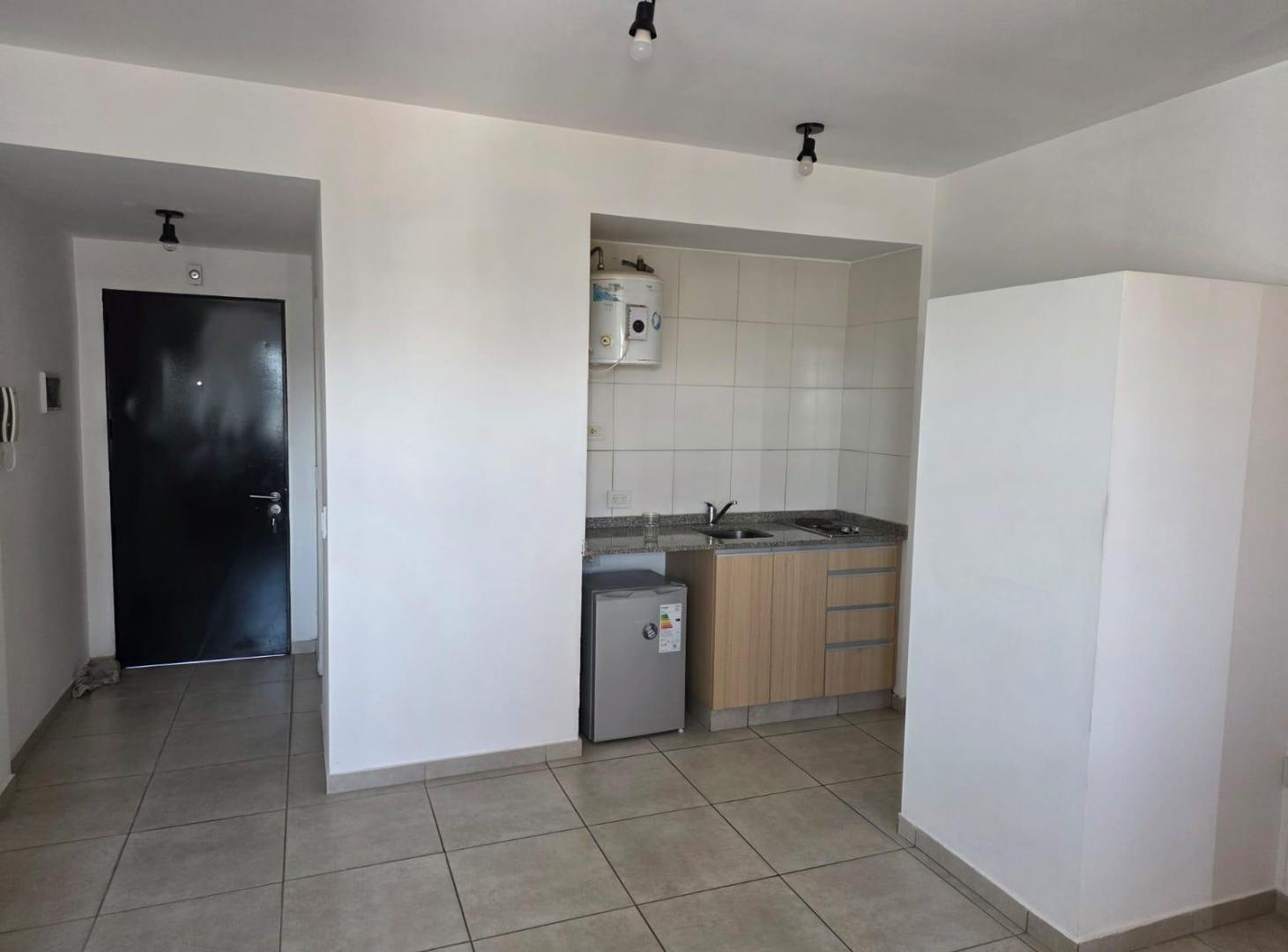 Foto de Venta Monoambiente con Balcón en Escobar Centro, imagen 4