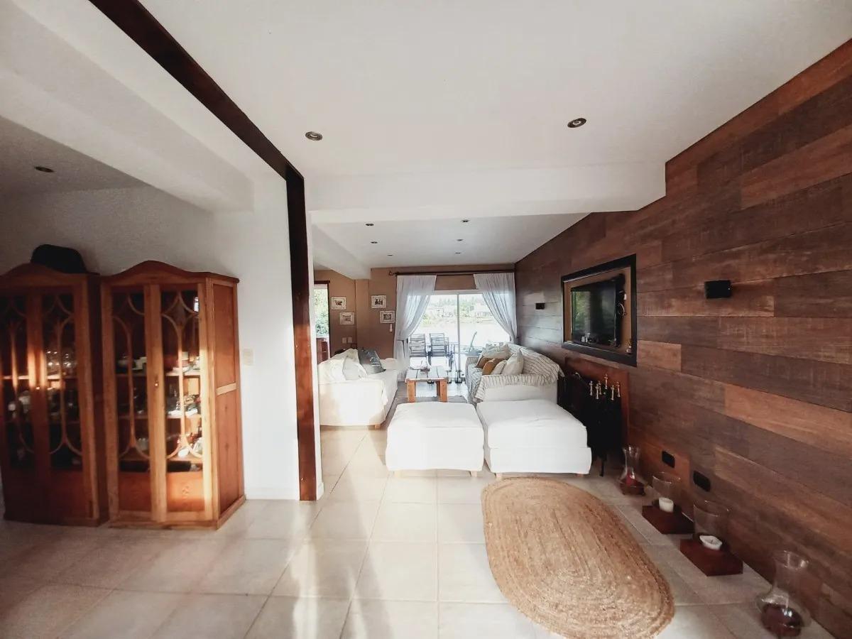 Foto de Venta Casa 7 Amb. y 1.500 M2 a La Laguna Barrio San Benito Villanueva Tigre, imagen 5