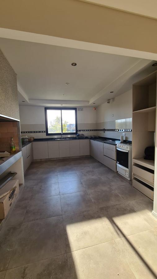 Foto de Venta Casa 5 amb. al río barrio San Benito Villanueva Tigre, imagen 4