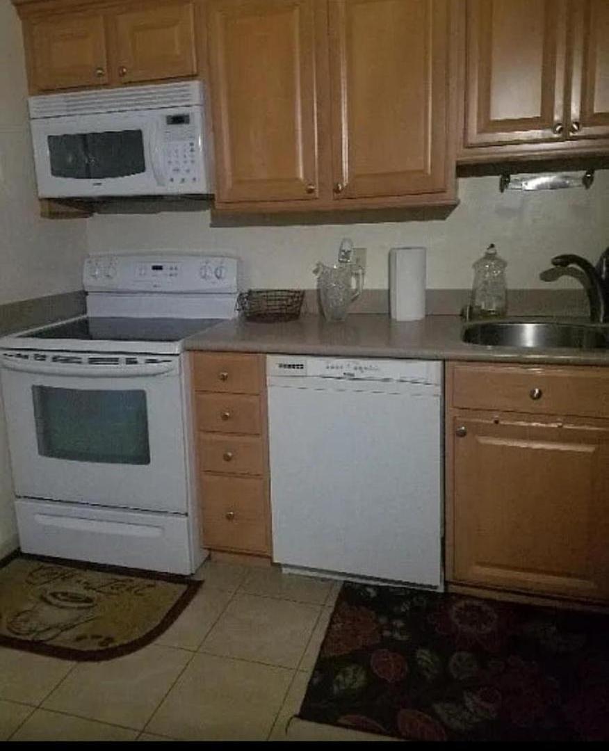 Foto de Venta Departamento 3 Ambientes c/Renta en Lauderhill Florida Miami, imagen 2