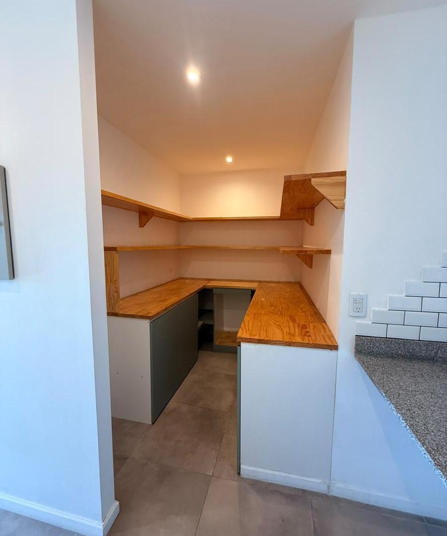 Foto de Alquiler Anual Casa 5 Amb Barrio San Sebastian Área 6, imagen 5