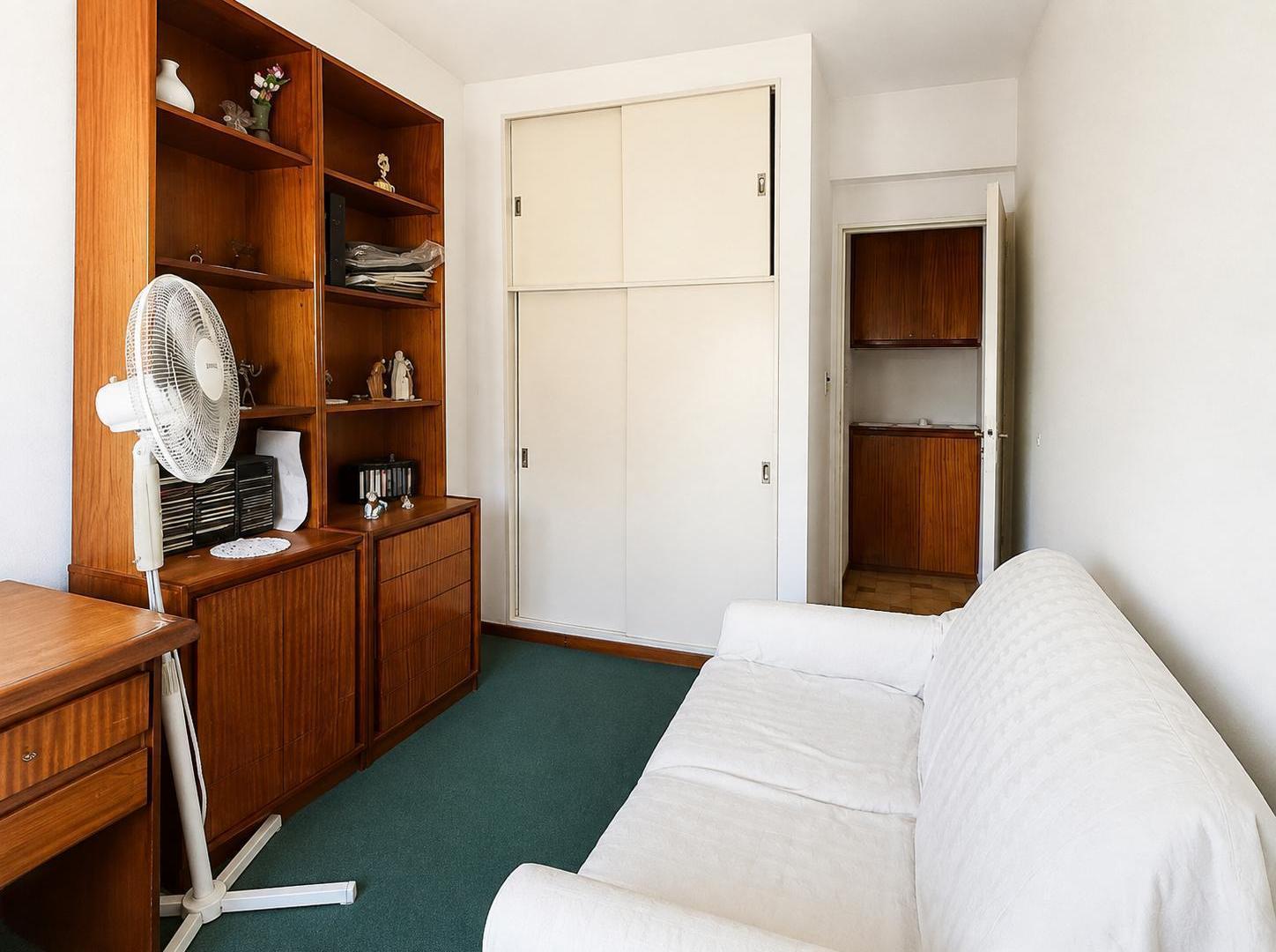 Foto de Venta Departamento 3 Amb con Balcón APTO CREDITO Y PROFESIONAL en Villa, imagen 2