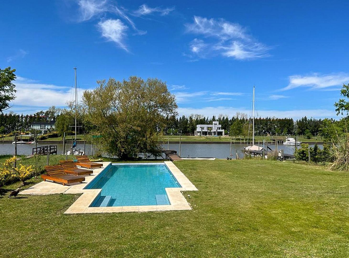 Venta casa 4 amb. 1.200 M2 al río barrio San Juan Villanueva Tigre