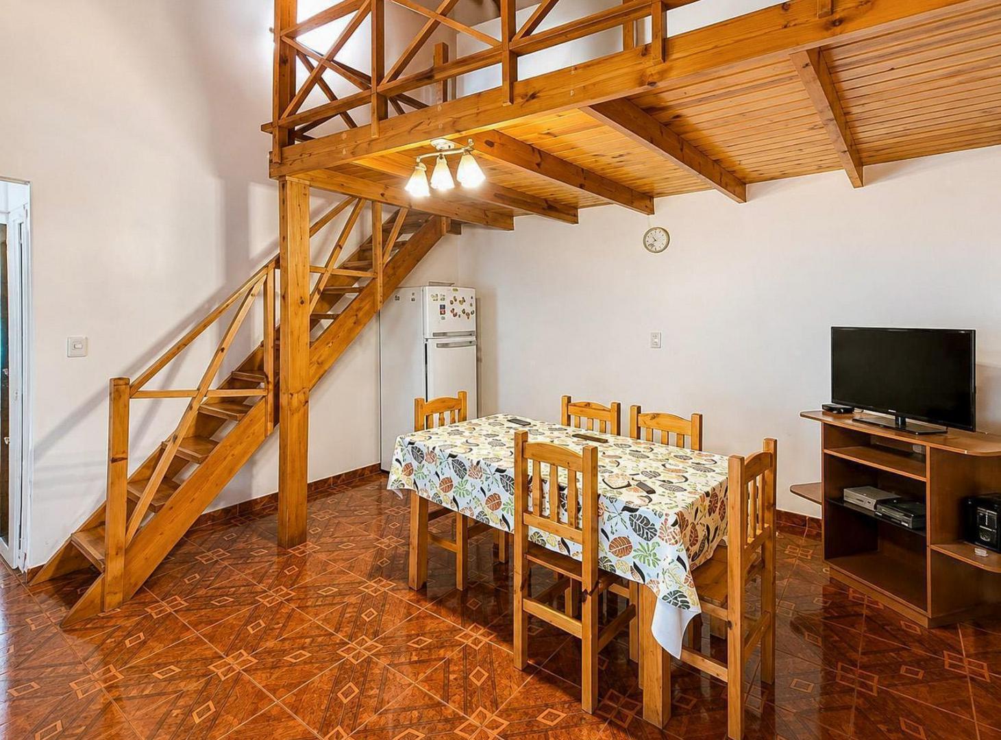 Foto de Venta Duplex 4 Amb CON MUEBLES en Mar del Tuyú a 200mts del mar, imagen 1