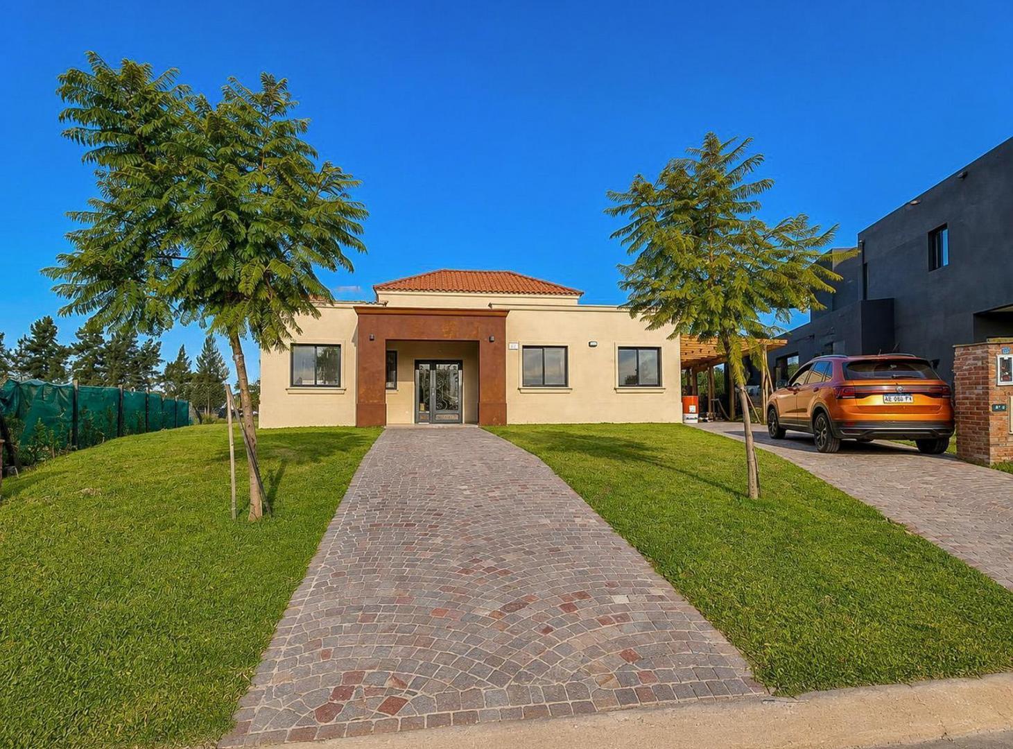 Foto de Venta c/Renta Casa 5 amb. al río barrio San Benito Villanueva Tigre, imagen 1