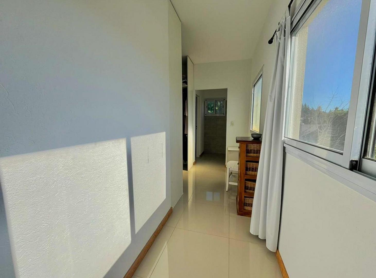 Foto de Venta Casa 6 amb. APTA CREDITO Barrio Santa Teresa Villanueva Tigre, imagen 2