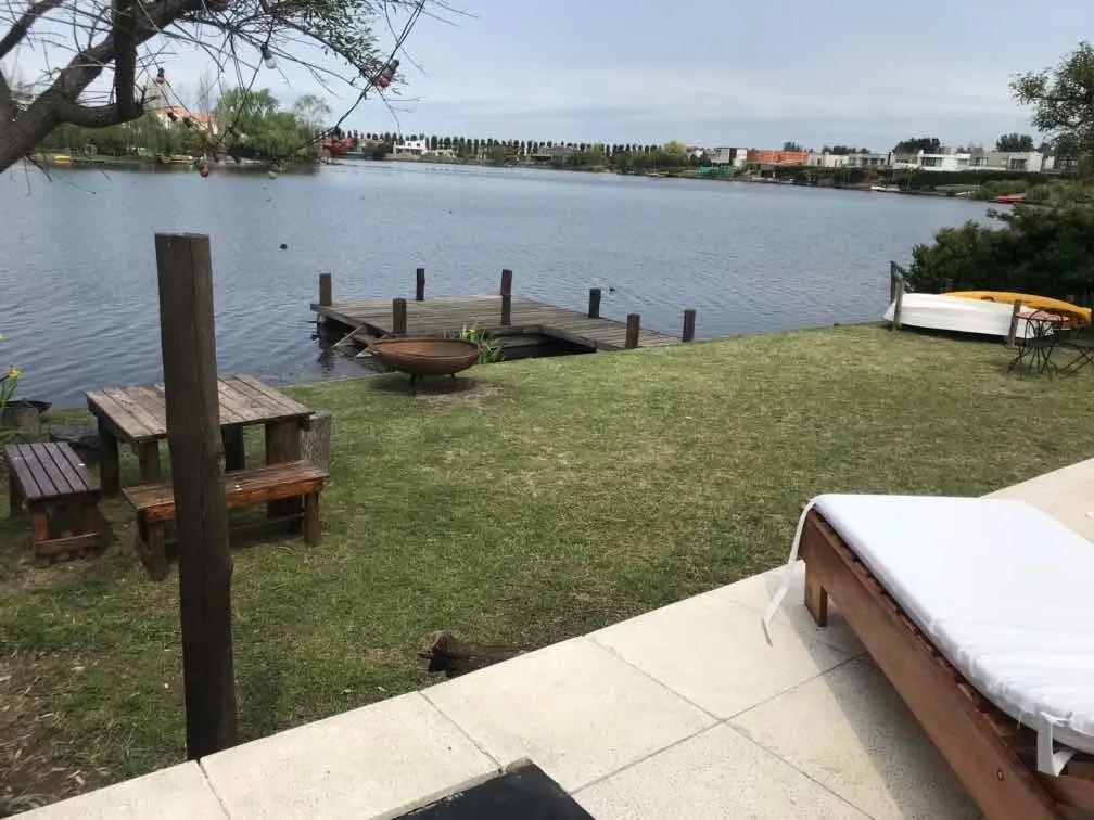 Foto de Alquiler Anual Casa 6 Amb a La Laguna Barrio San Francisco Villanueva, imagen 1