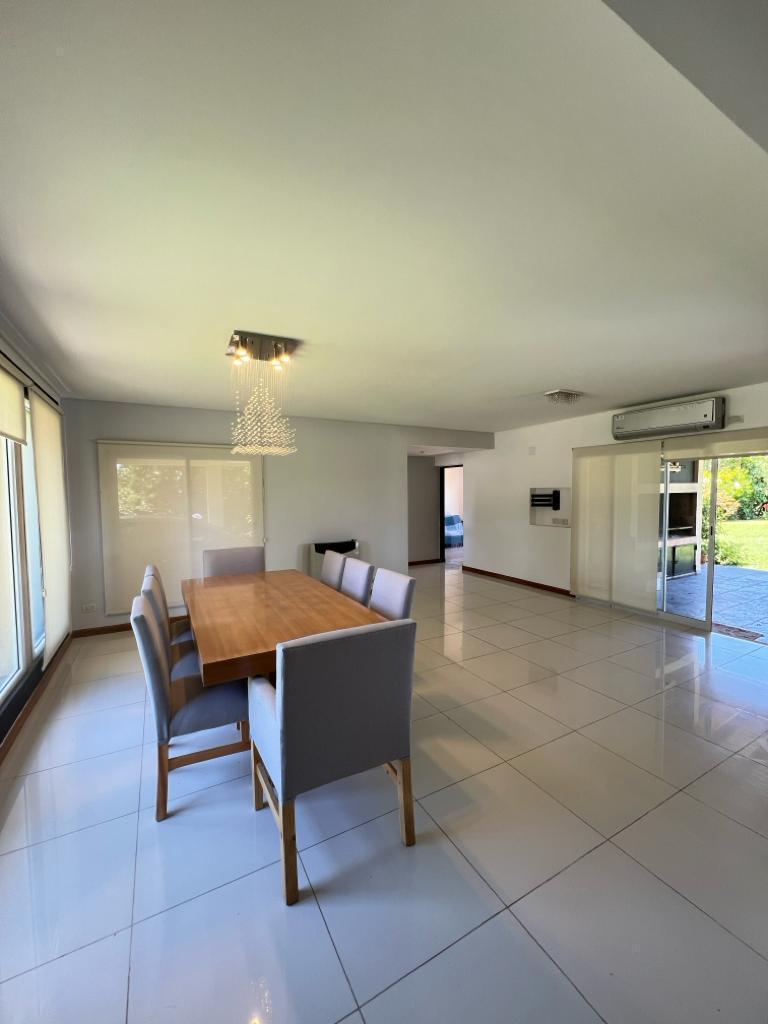 Foto de Alquiler Anual Casa AMOBLADA en Haras Santa María Los Robles LS, imagen 4