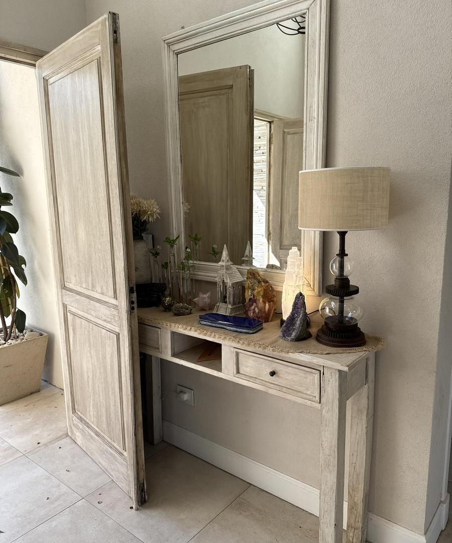 Foto de Venta casa en EXCLUSIVA a la laguna 8 amb. barrio San Isidro Labrador, imagen 3