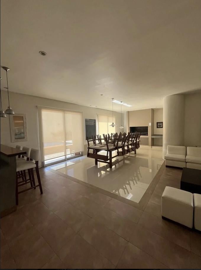 Foto de Alquiler Anual Departamento 3 Amb con Balcón sobre Av Libertador Olivos, imagen 4