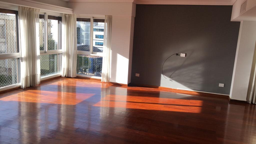 Foto de Alquiler Anual Departamento semi piso 5 Amb sobre Av Libertador Olivos, imagen 4