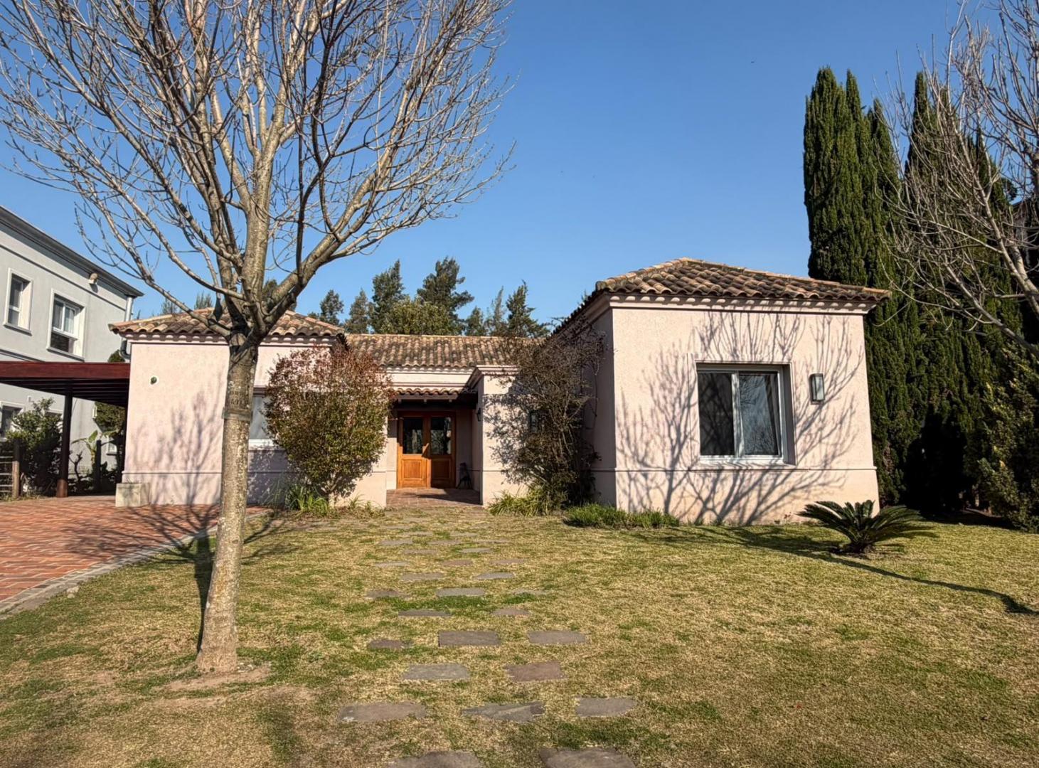 Foto de Venta Casa APTA CRÉDITO 5 Amb Barrio Santa Teresa Villanueva Tigre, imagen 3
