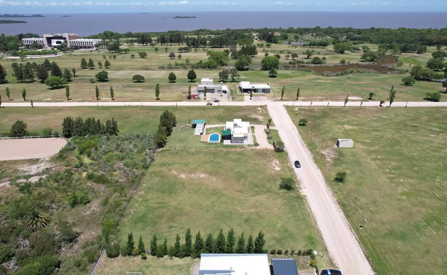 Terreno en Colonia, barrio cerrado, Playa y Golf 4