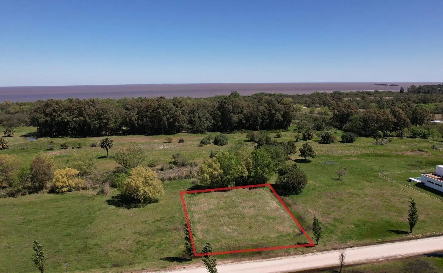 Terreno de 1.500 mts en Sheraton(Golf) 1